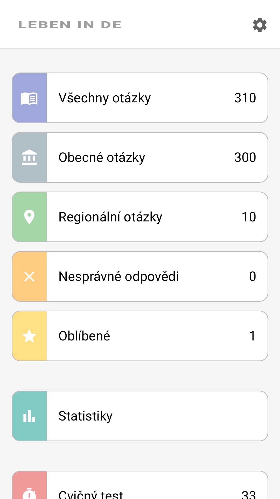 Úvodní obrazovka aplikace v češtině: všechny otázky, regionální otázky, oblíbené, statistiky